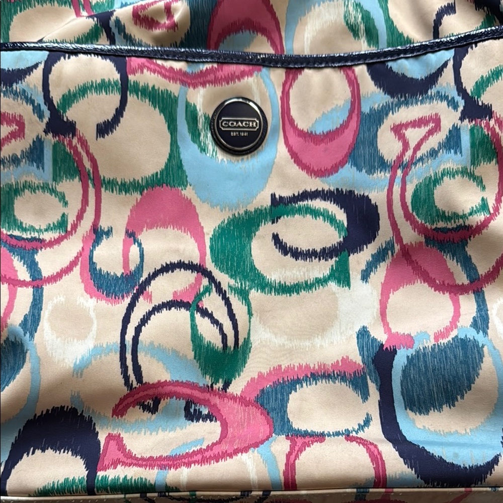 Coach Ikat Multicolor Signature C Patterned Purse - Picture 2 of 13